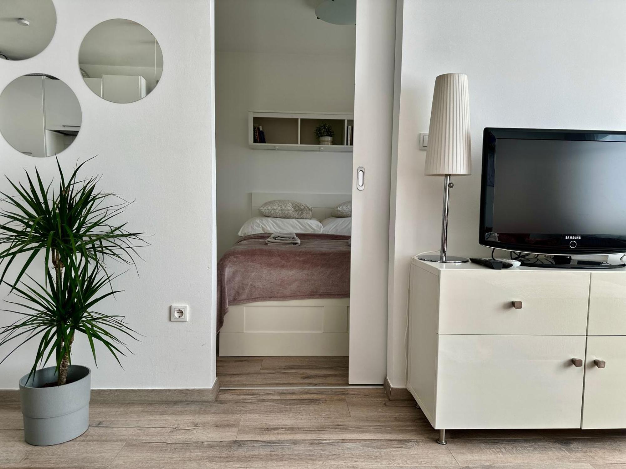 City Break Apartment - Private Garage, Ac, Balcony 부다페스트 외부 사진