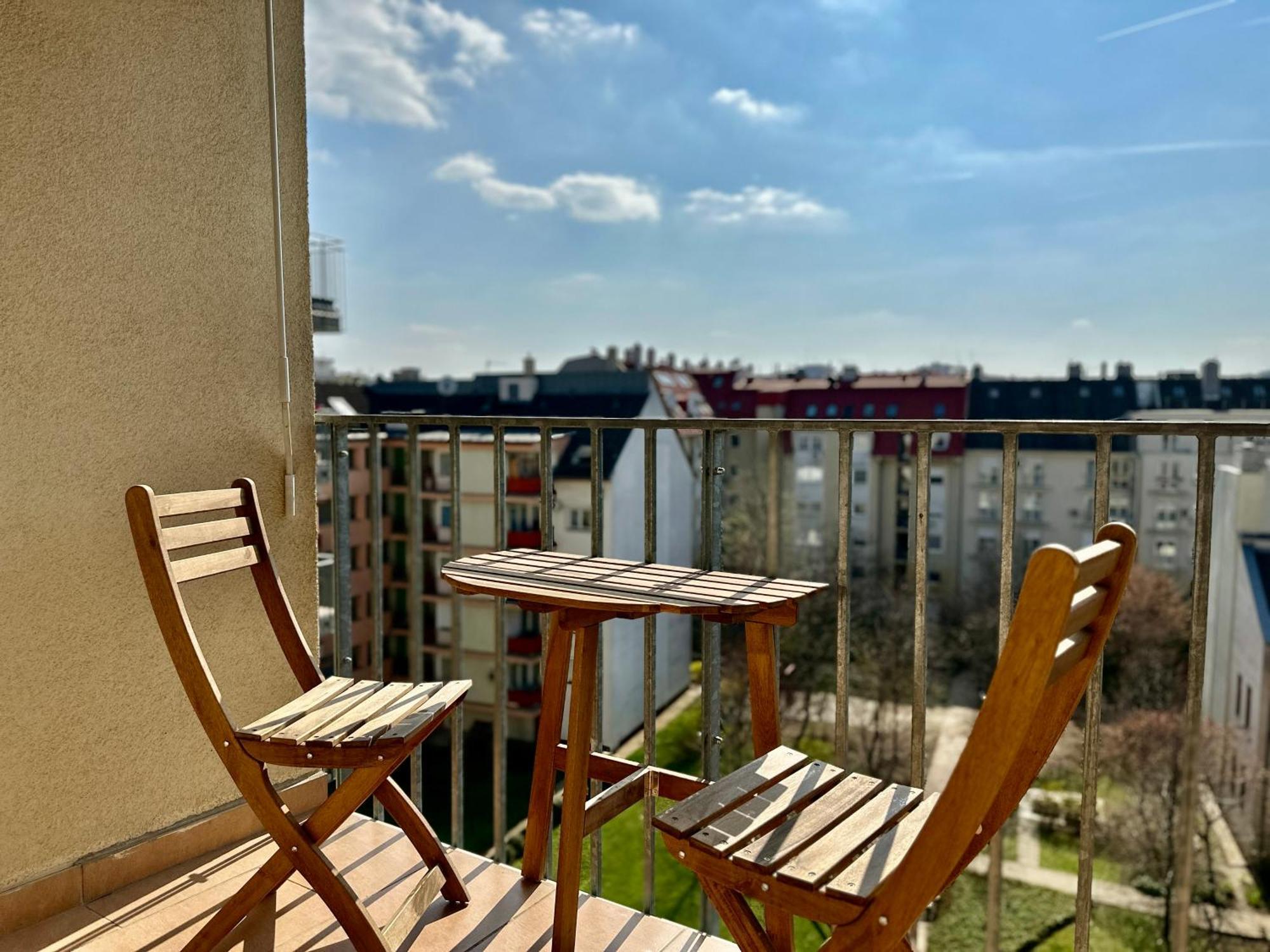 City Break Apartment - Private Garage, Ac, Balcony 부다페스트 외부 사진