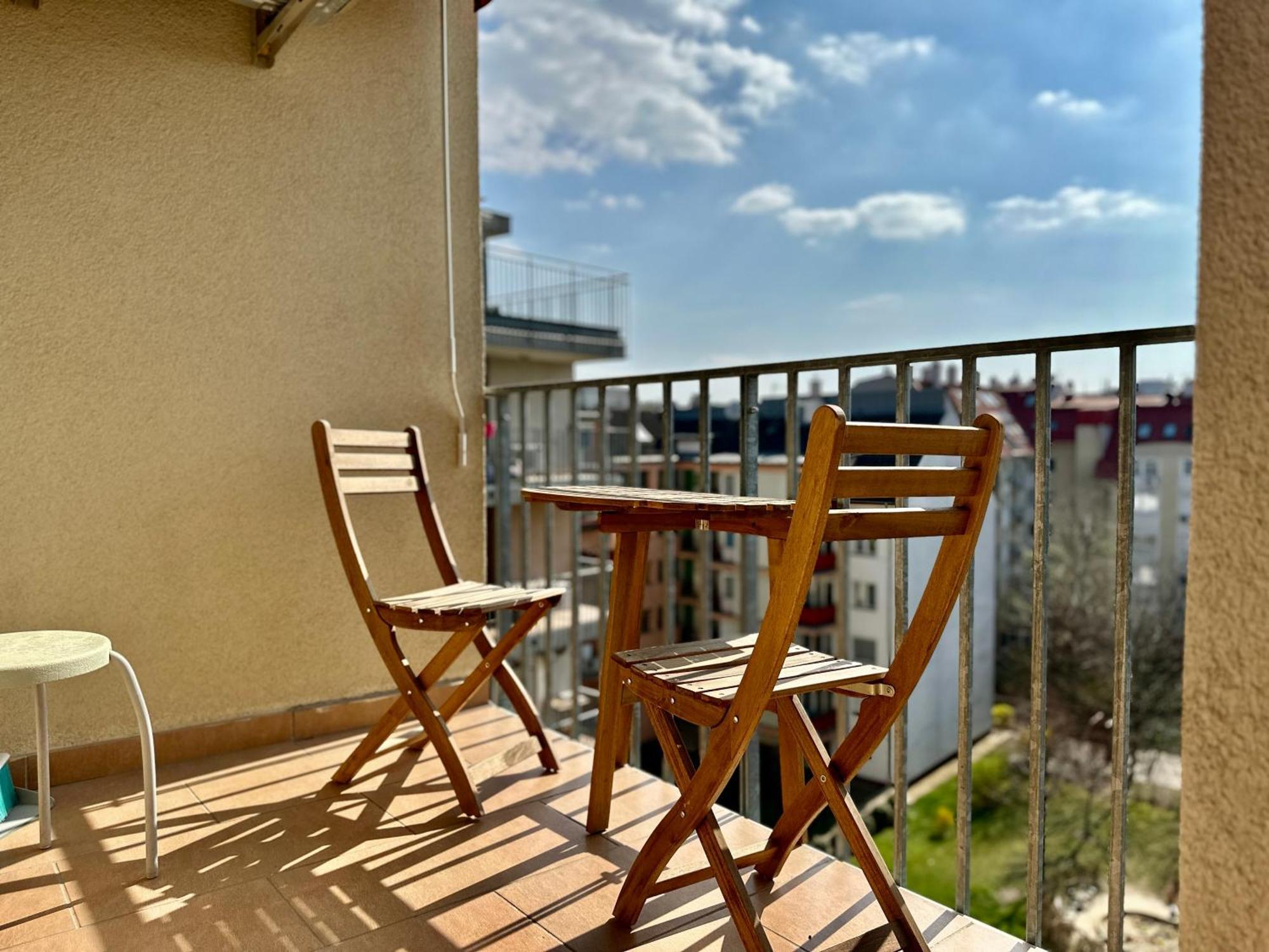 City Break Apartment - Private Garage, Ac, Balcony 부다페스트 외부 사진